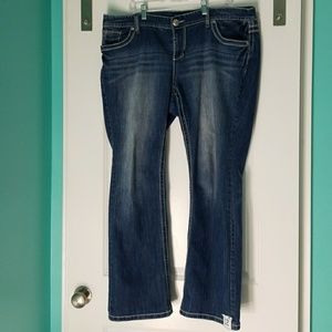 Maurices jeans